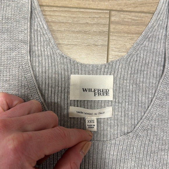 Wilfred free knit tank top. - Picture 2 of 3